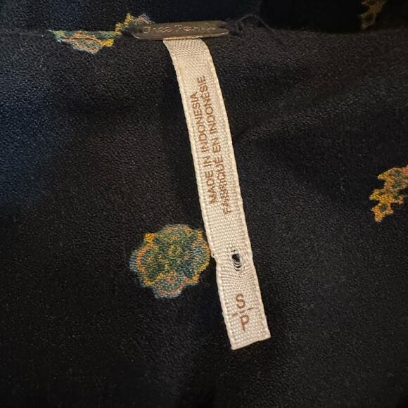 Free People Love Grows Black Long Sleeve Romper sz S - Picture 8 of 11